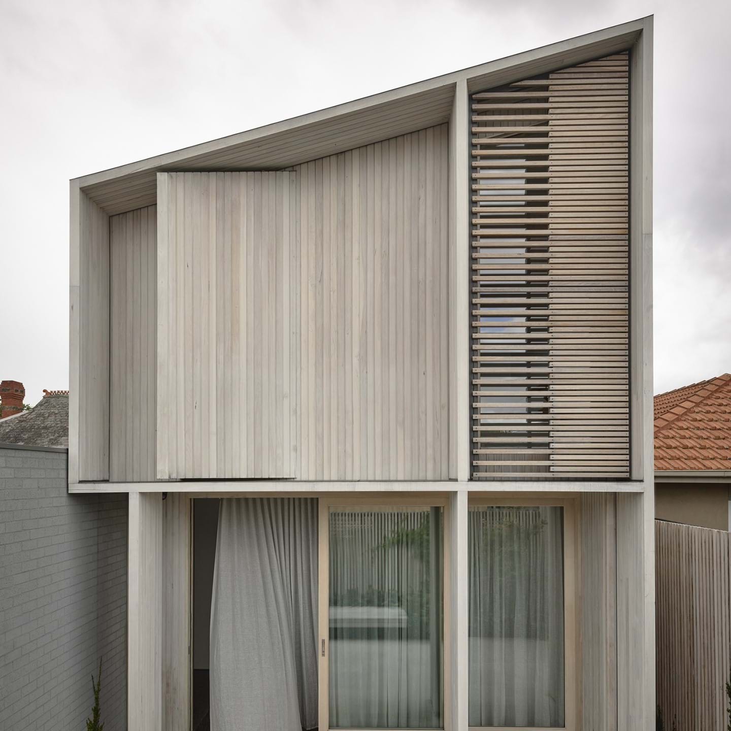 Tom Robertson Architects